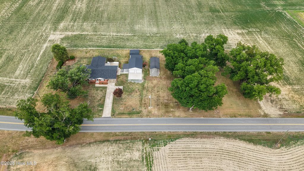 1327 John Green Smith Road, Kinston