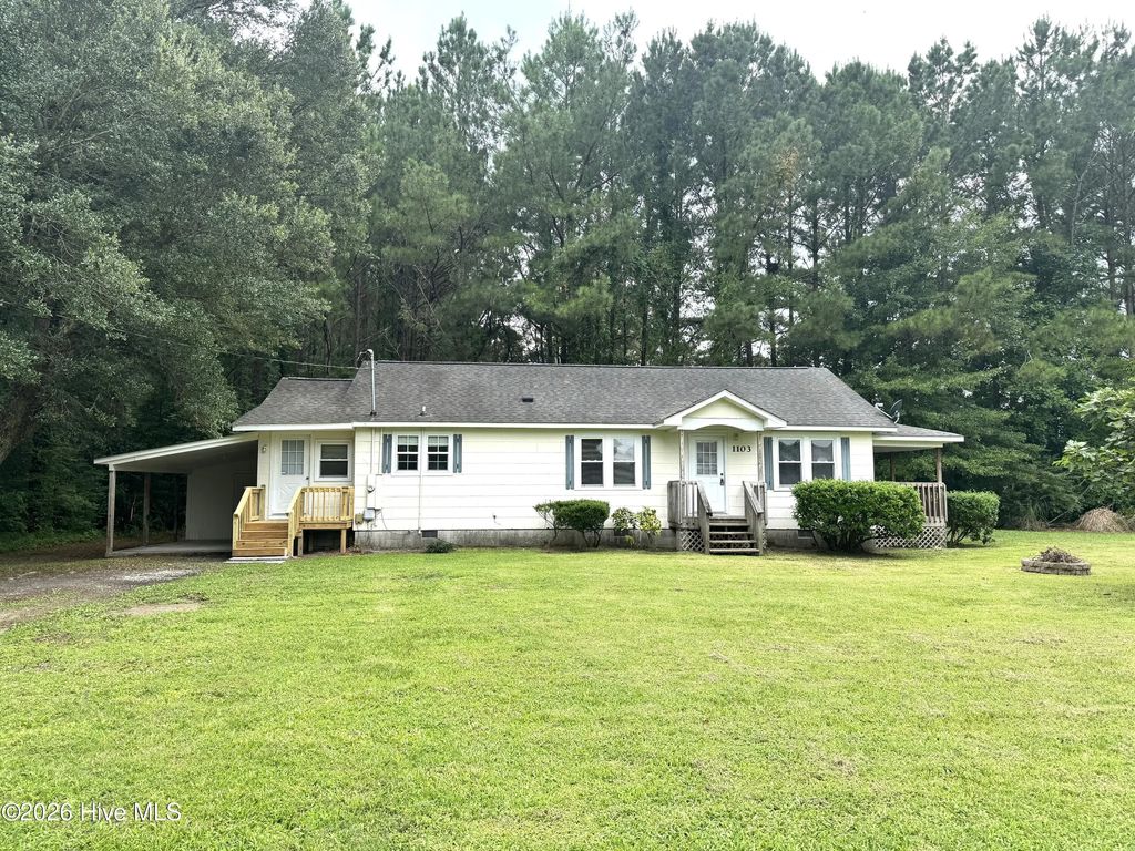 1103 Onslow Pines Road, Jacksonville