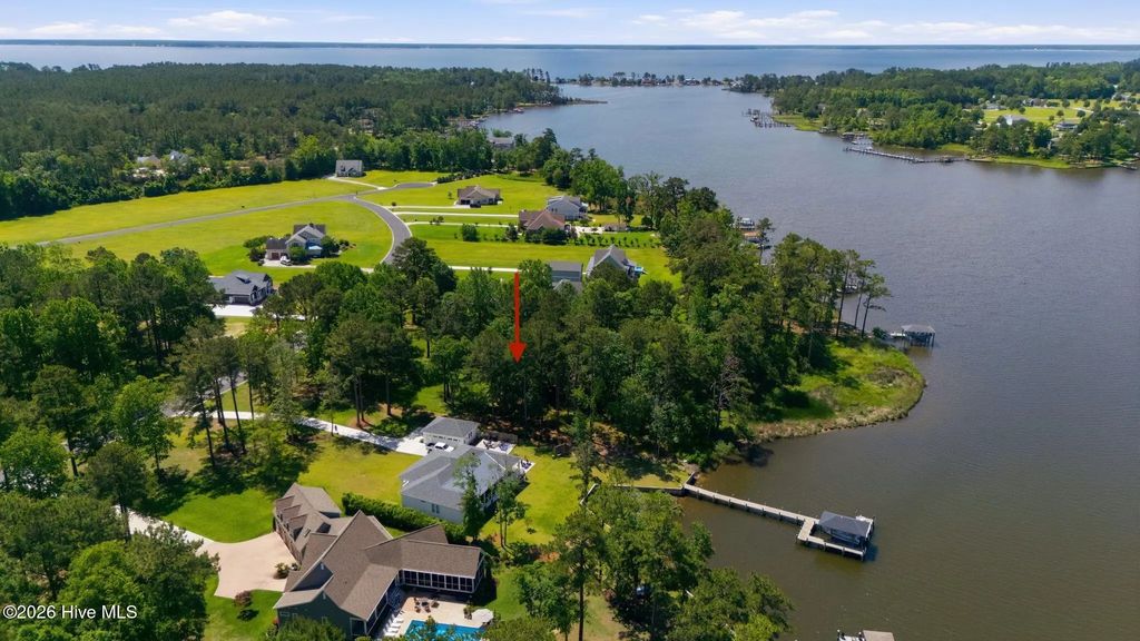 356 Southern Plantation Drive S, Oriental