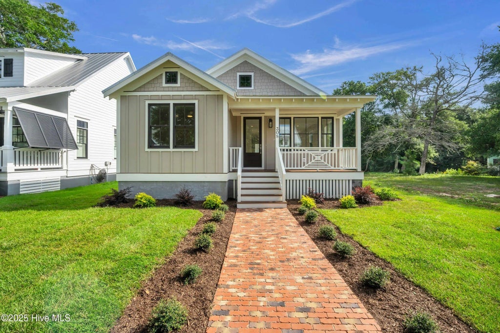 308 Fire Fly Lane, Southport