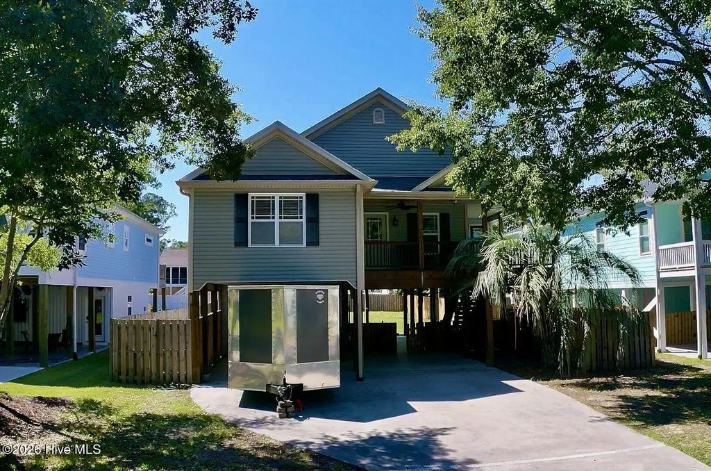 337 Ne 41st Street, Oak Island Wooded