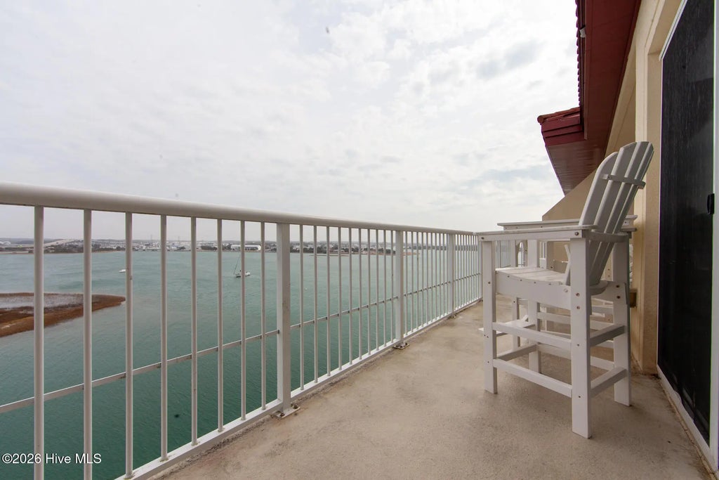 100 Olde Towne Yacht Club Drive 713, Beaufort