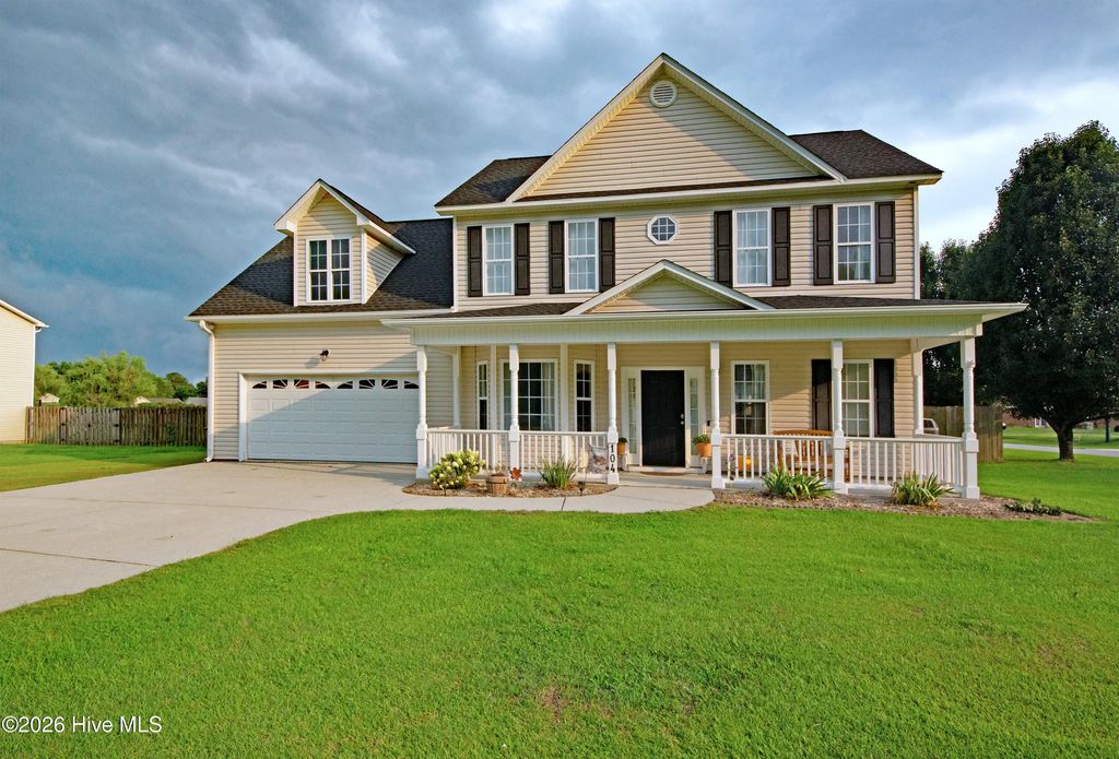 104 Spring Leaf Lane, Jacksonville
