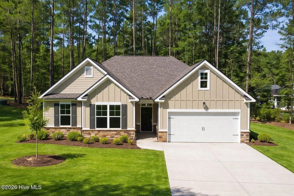 166 Sweetgum Loop, McCormick