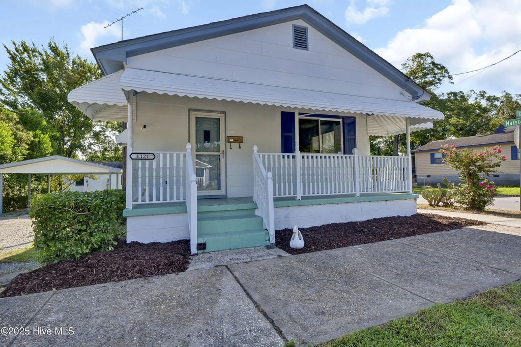 1121 S 6th Street, Wilmington