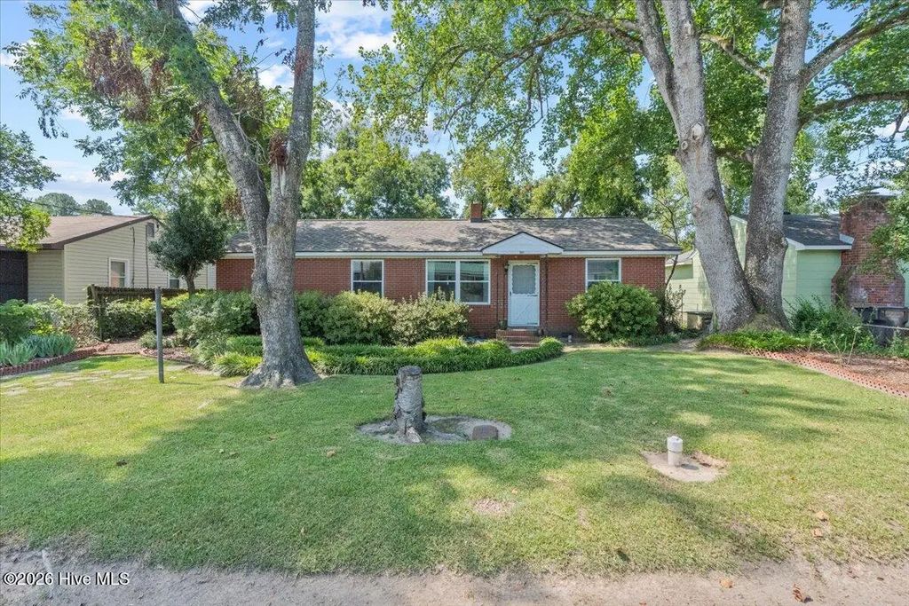 1941 Roys Lane, Richmond
