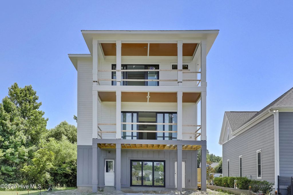 212 Summernights Way, Holly Ridge