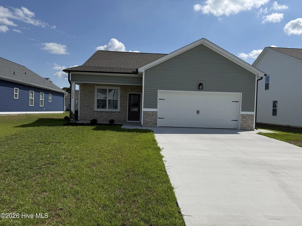 1024 Seven Iron Drive, Ayden