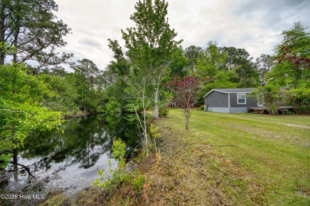 554 Dark Oak Street Sw, Shallotte