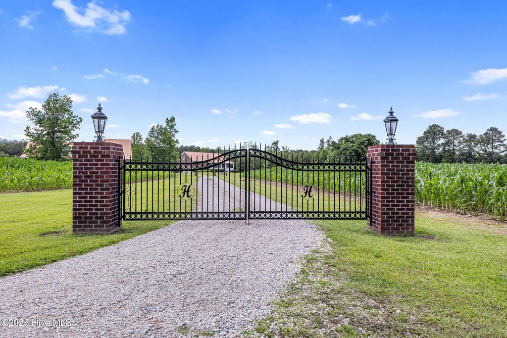 5370 Slocum Trail, Atkinson