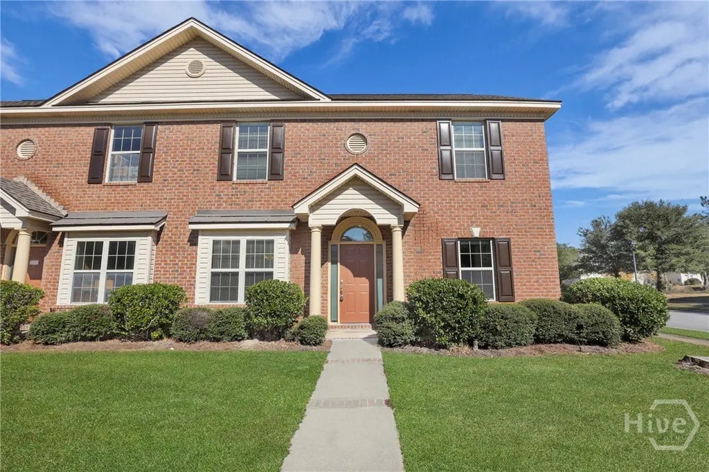 100 Coach House Square, Pooler