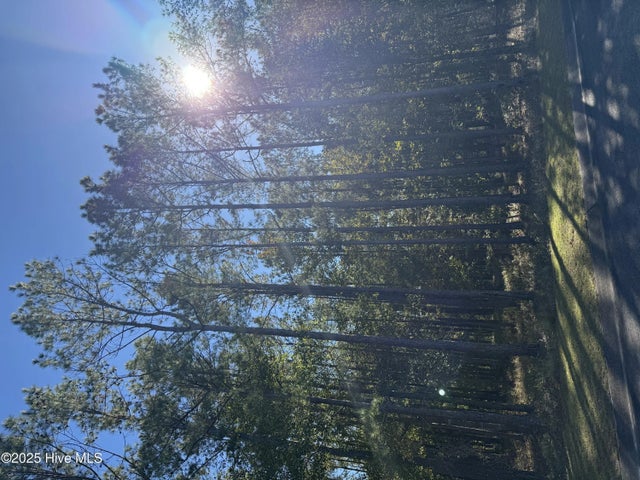 606 Bendigo Passage Se, Bolivia