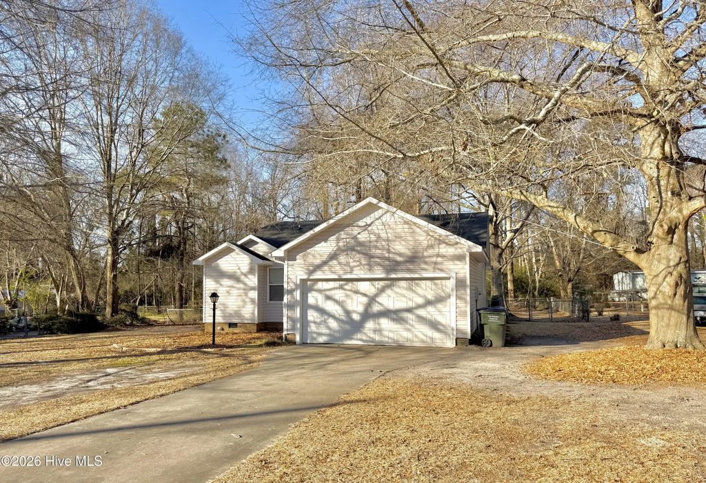 1596 Hwy 258 N, Kinston