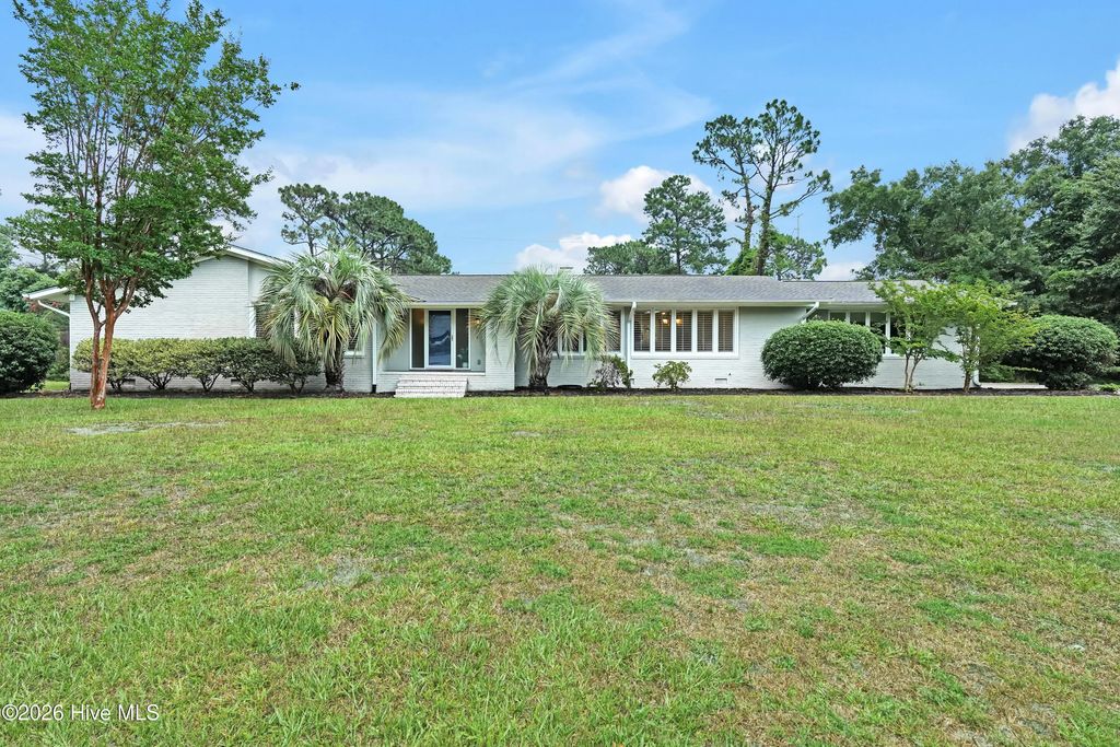 102 Chelsea Lane, Wilmington