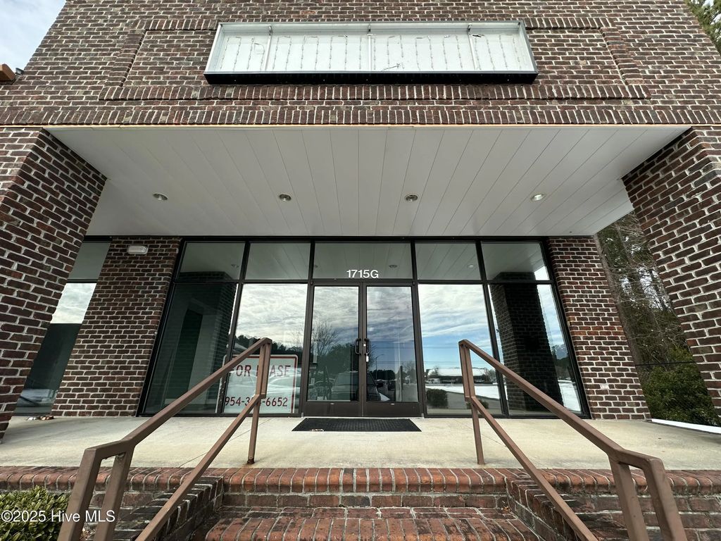 1715 Country Club Road G & F, Jacksonville