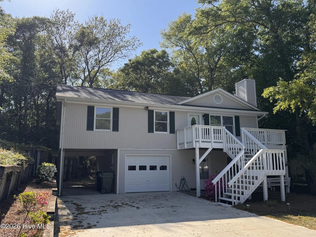 407 Hickory Street Up, Emerald Isle