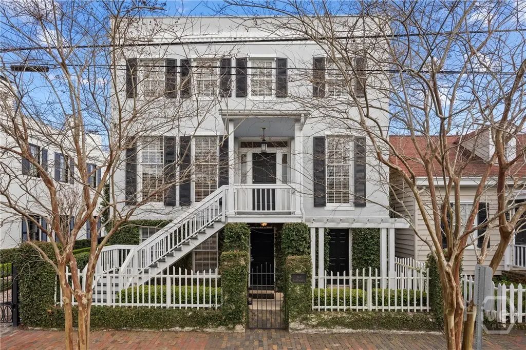 512 Tattnall Street, Savannah