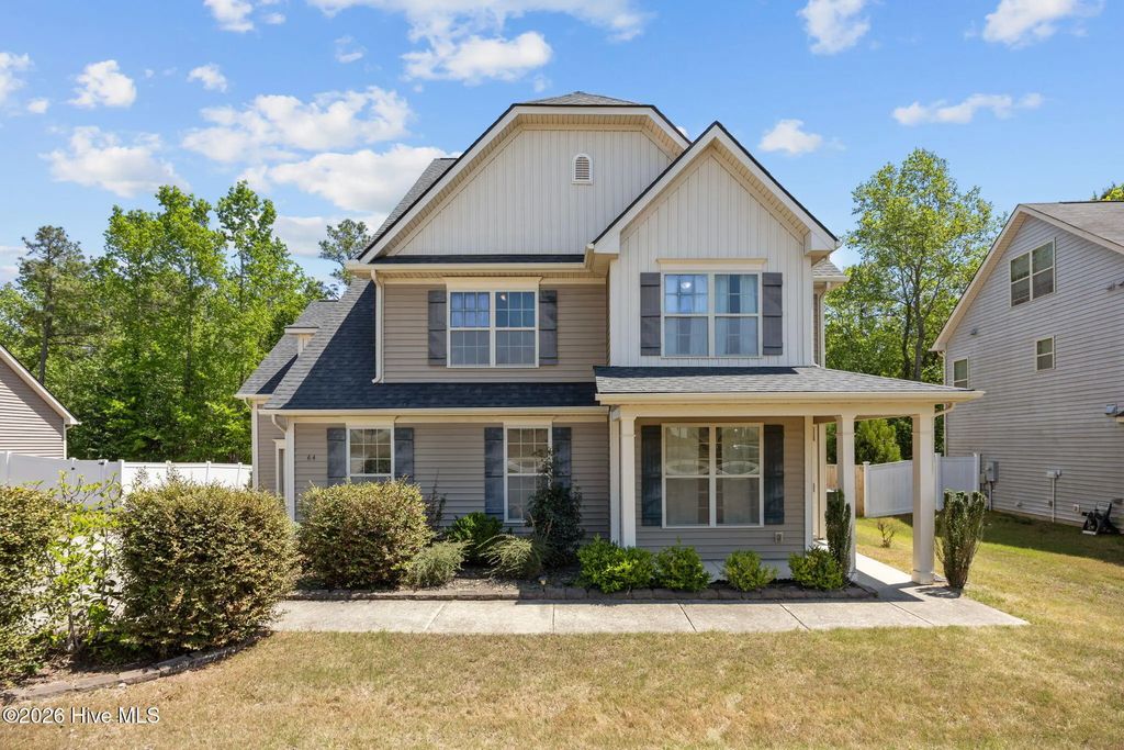 64 Cromwell Circle, Cameron