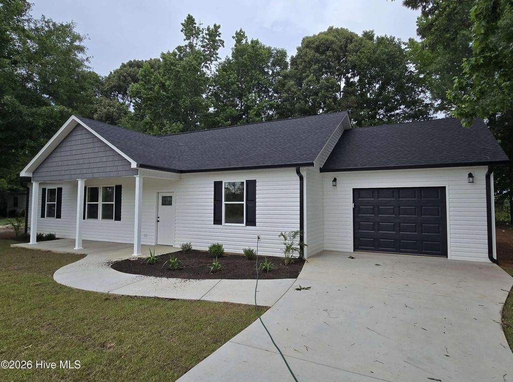 24821 Spring Hill Road, Wagram