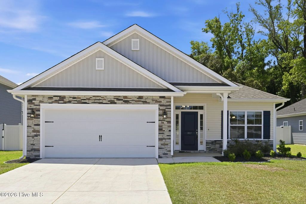 903 Eakins Lane, Richlands