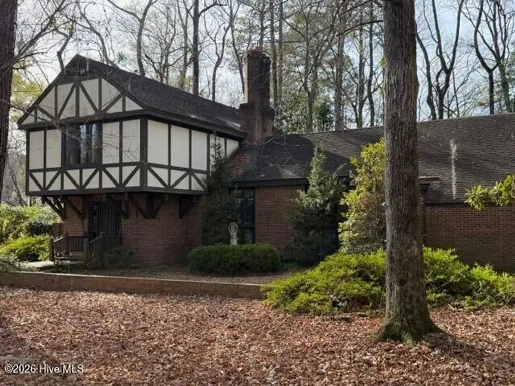 509 Bentmoor Drive, Whiteville