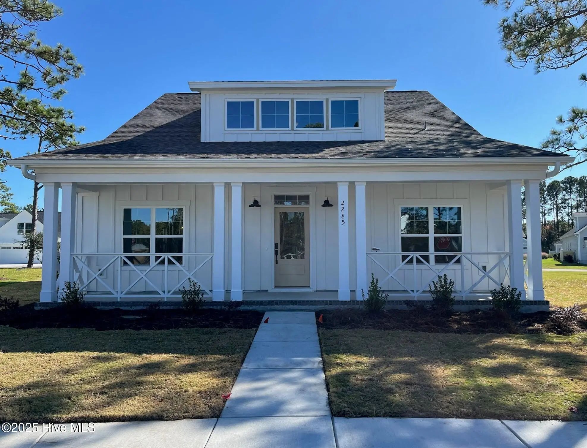 2285 Crescent Bay Drive, Southport