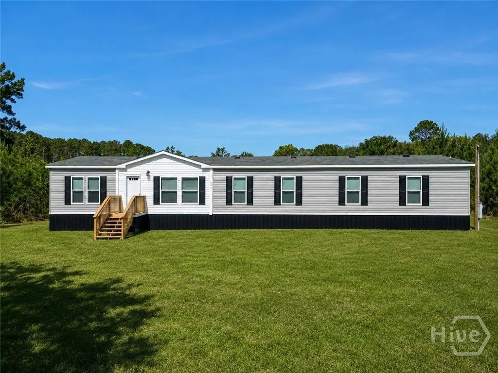 991 Bradwell Dunham Road, Ludowici