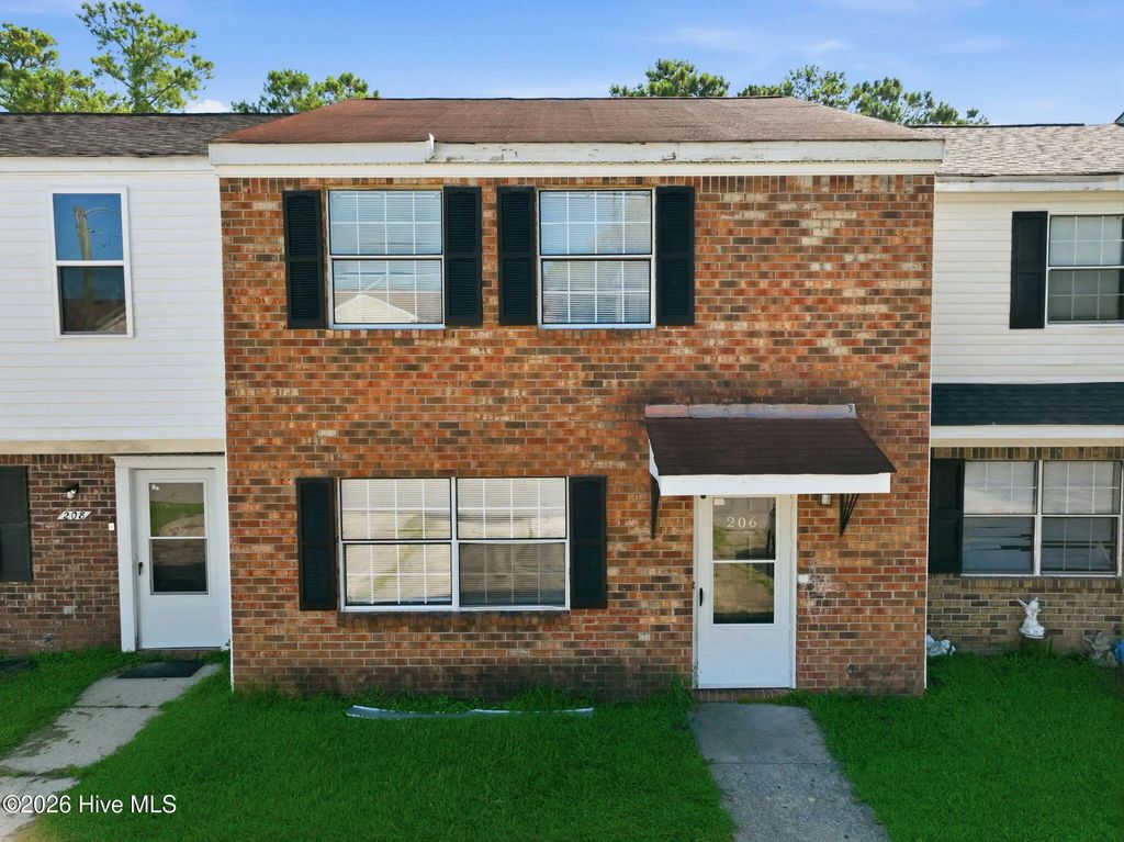 206 Myrtlewood Circle, Jacksonville