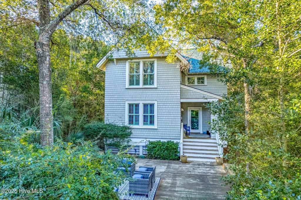 6 Keypost Court, Bald Head Island