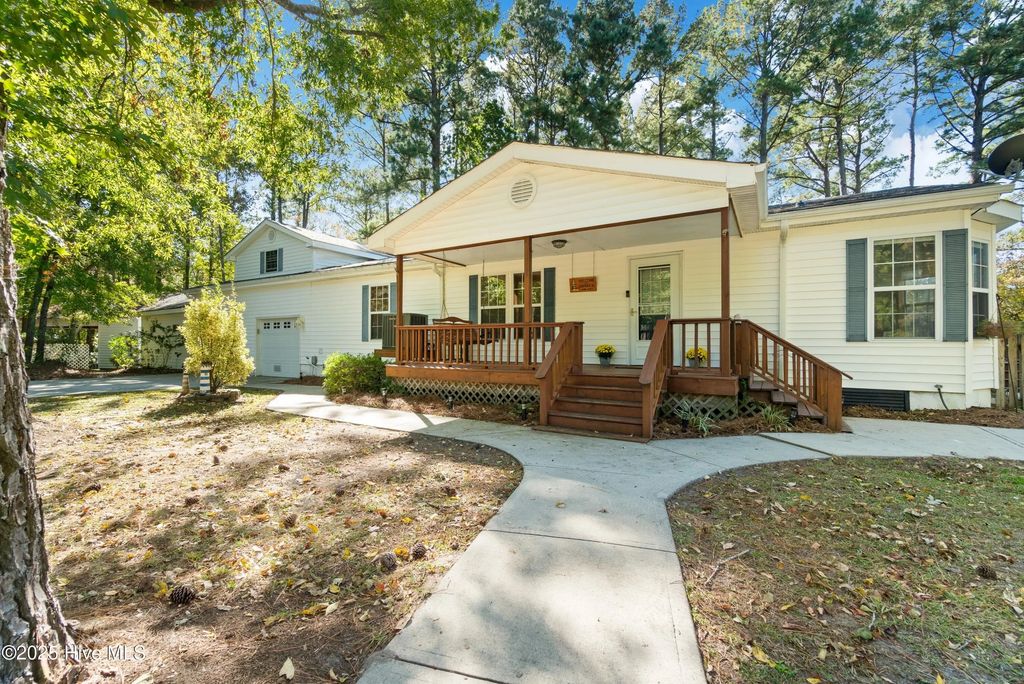 349 Creek Place Road, Arapahoe