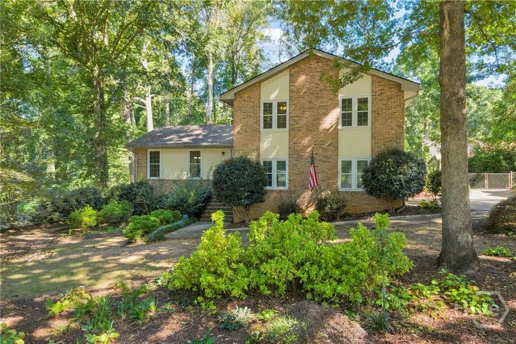 832 Sweet Briar Lane Se, Conyers