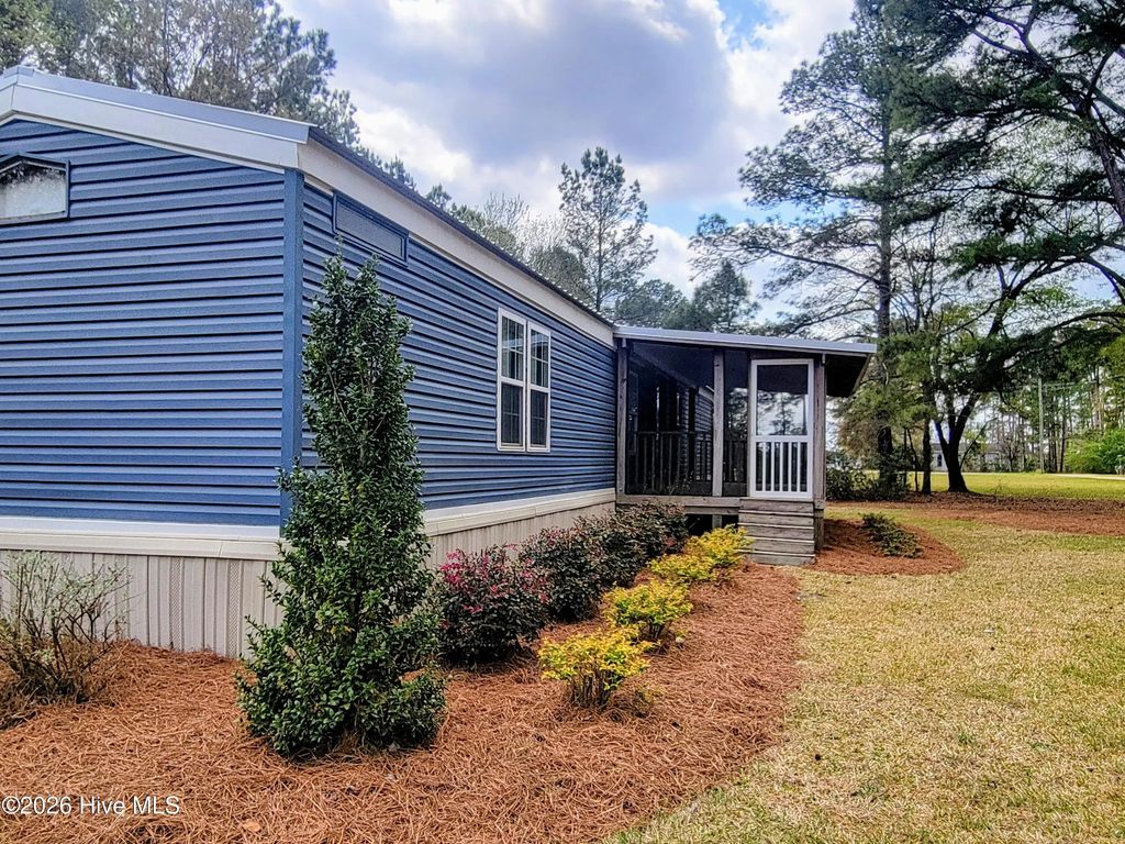 74 Woodlief Drive, White Lake