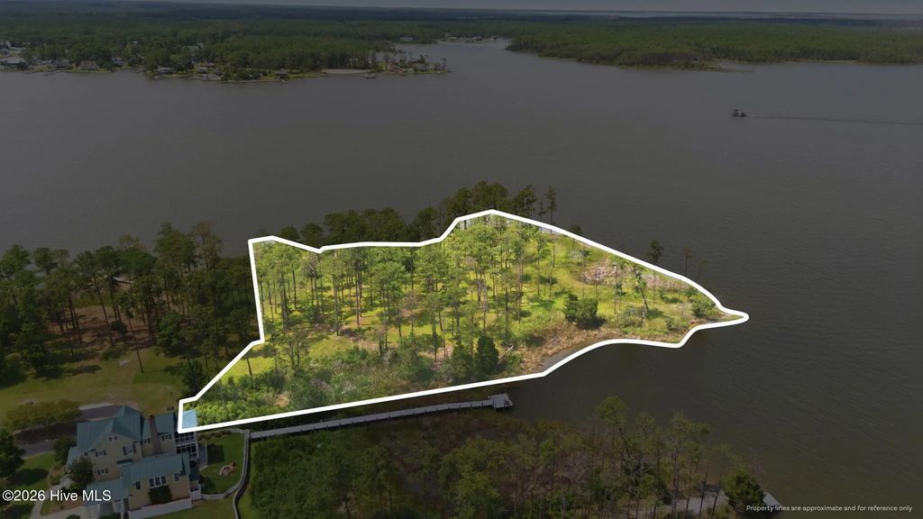 232 Oyster Point Road, Oriental