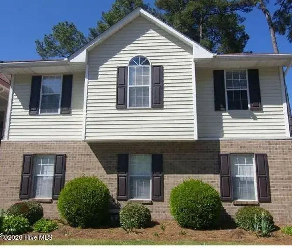 2934 Mulberry Lane F, Greenville