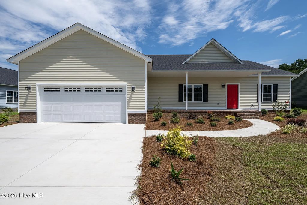 682 Crump Farm Road, New Bern