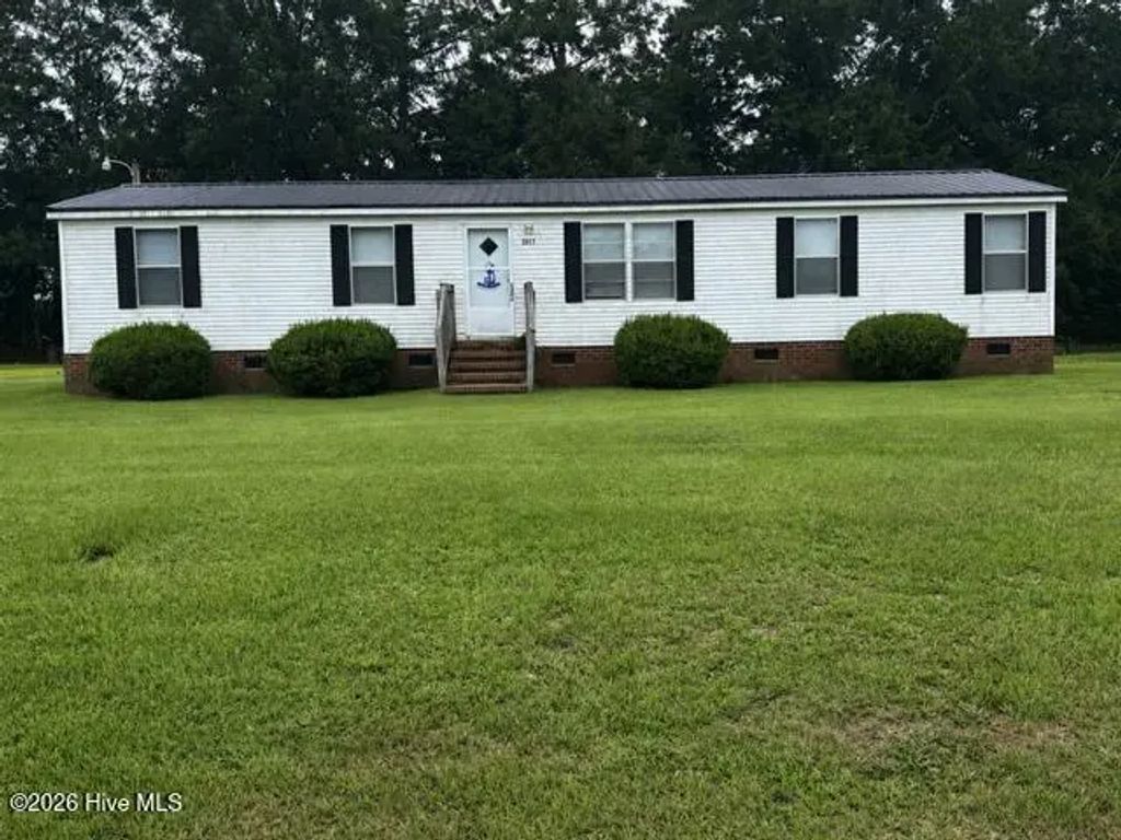 3841 Leland Road, Grifton