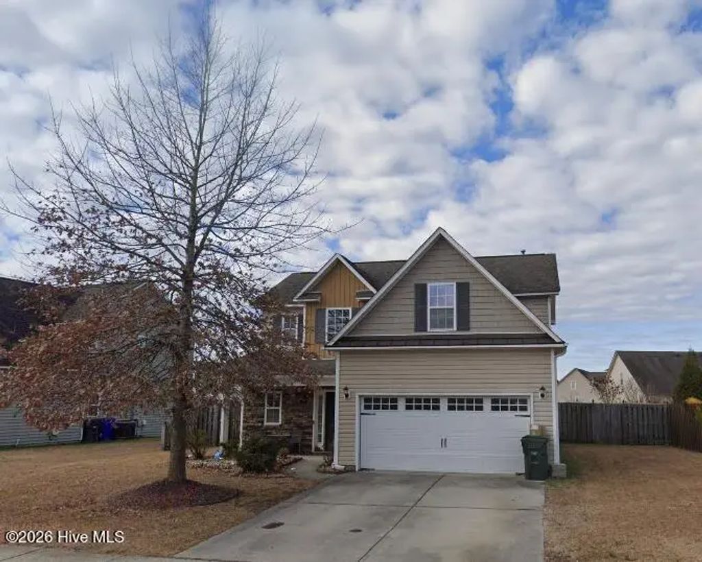2205 Great Laurel Court, Greenville