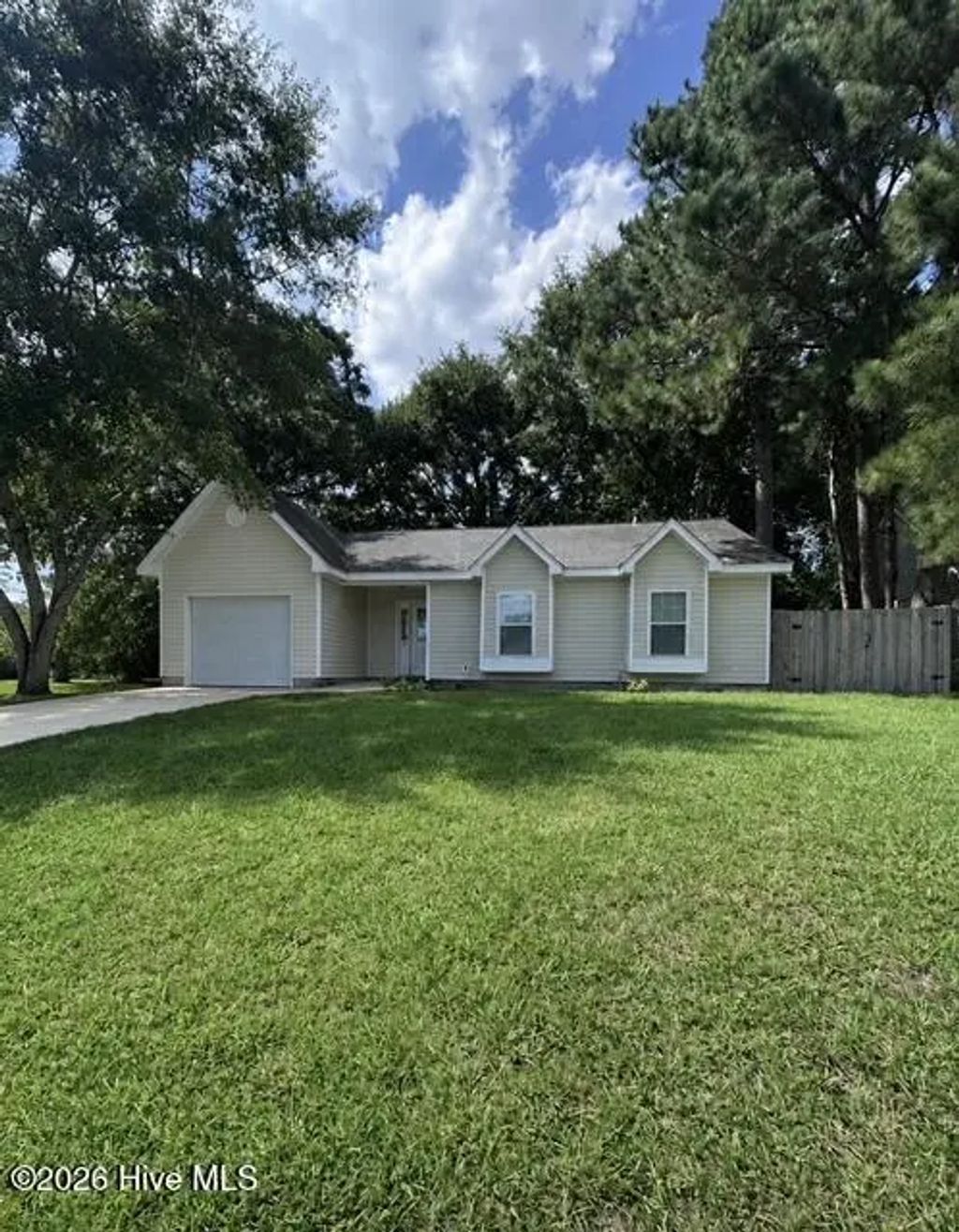 101 Cottonwood Court, Jacksonville