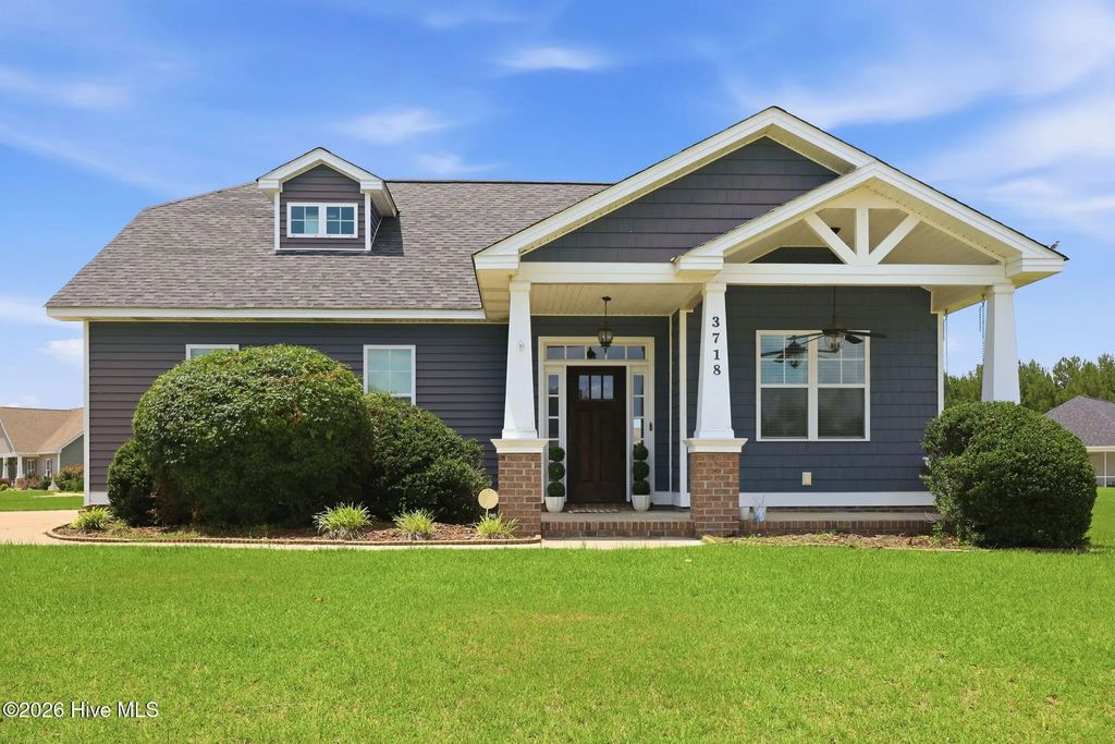 3718 Valleyfield Lane N, Wilson