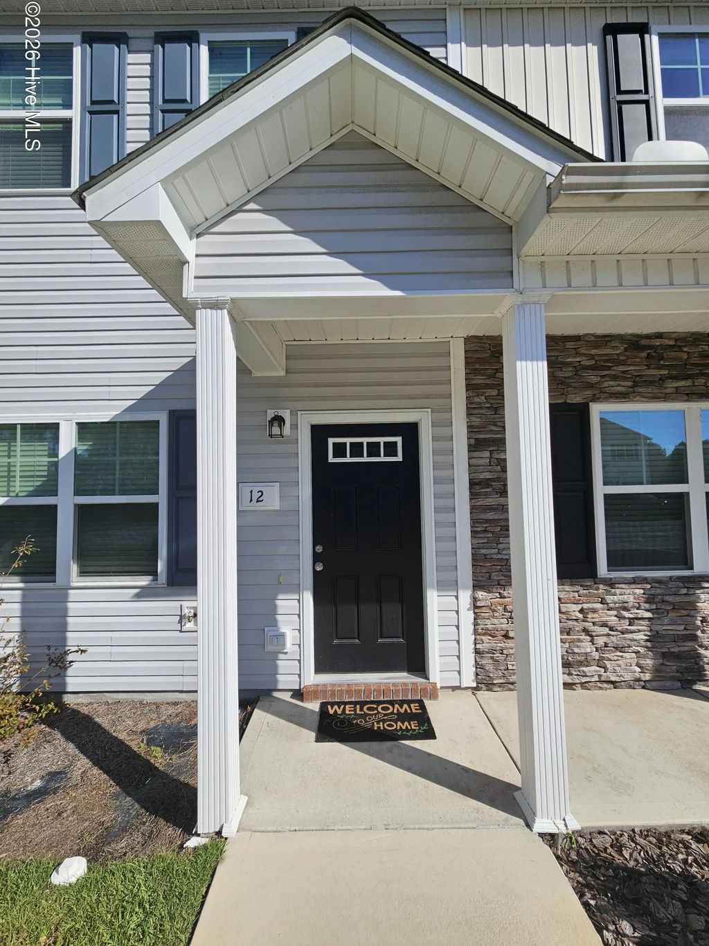 12 Jaydn Drive W, Jacksonville