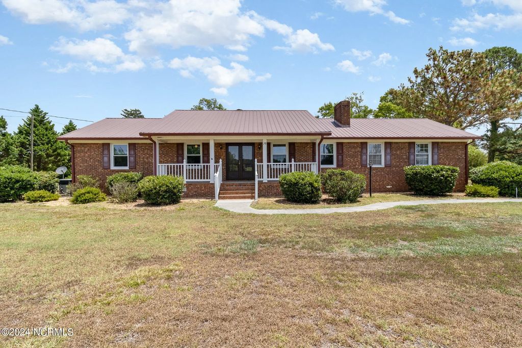 75 Lisbon Bridge Road, Garland