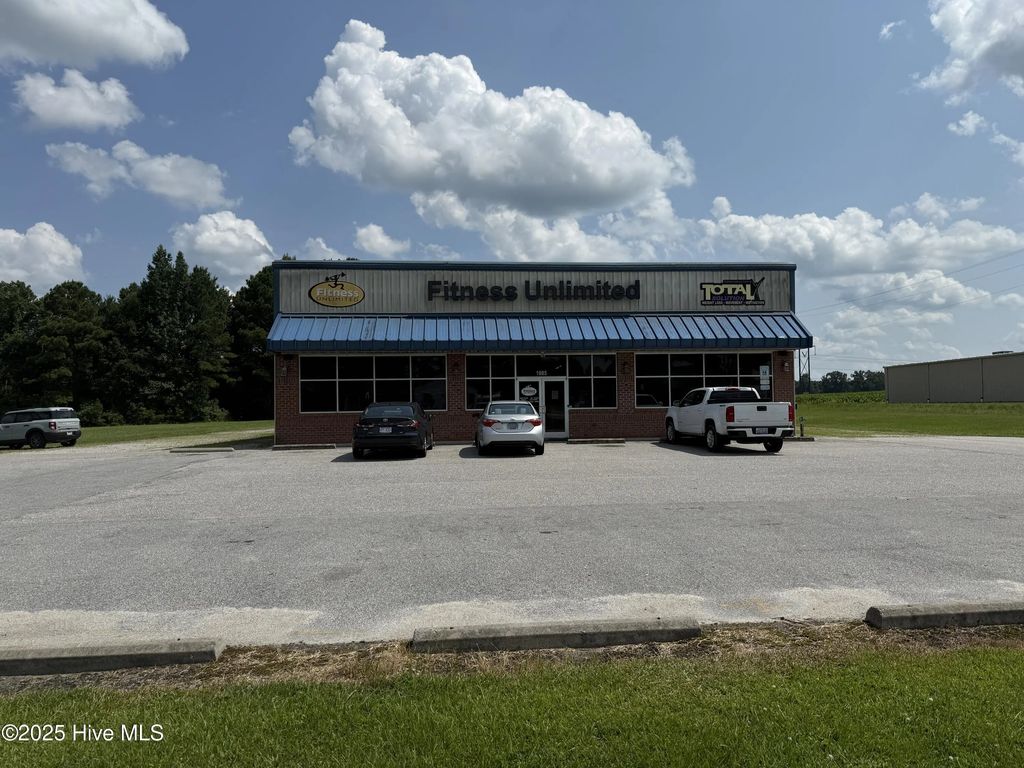 1985 W Main Street, Williamston