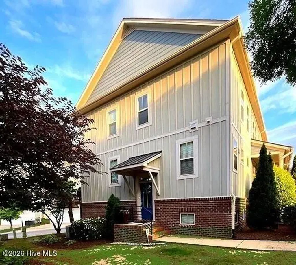 1408 Crafton Way, Raleigh