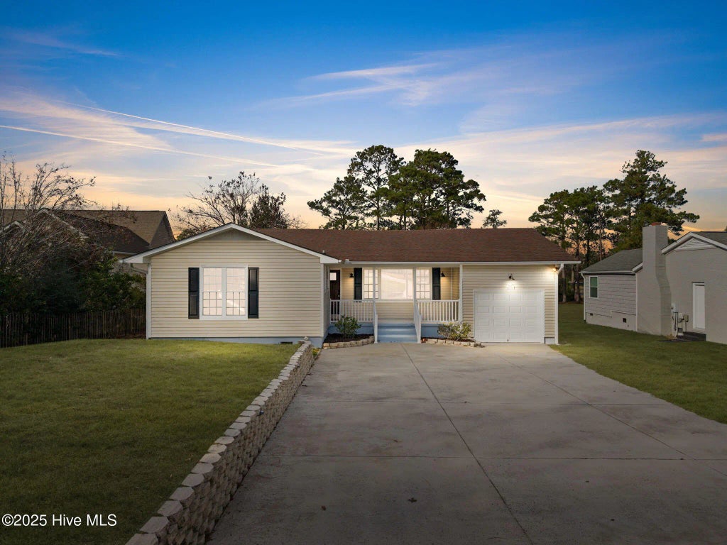 821 S Shore Drive, Boiling Spring Lakes