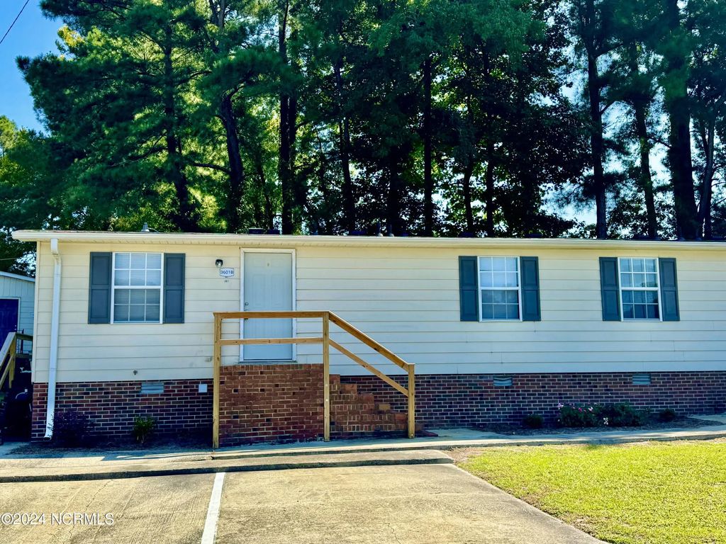 3601 Rose Road B, Greenville