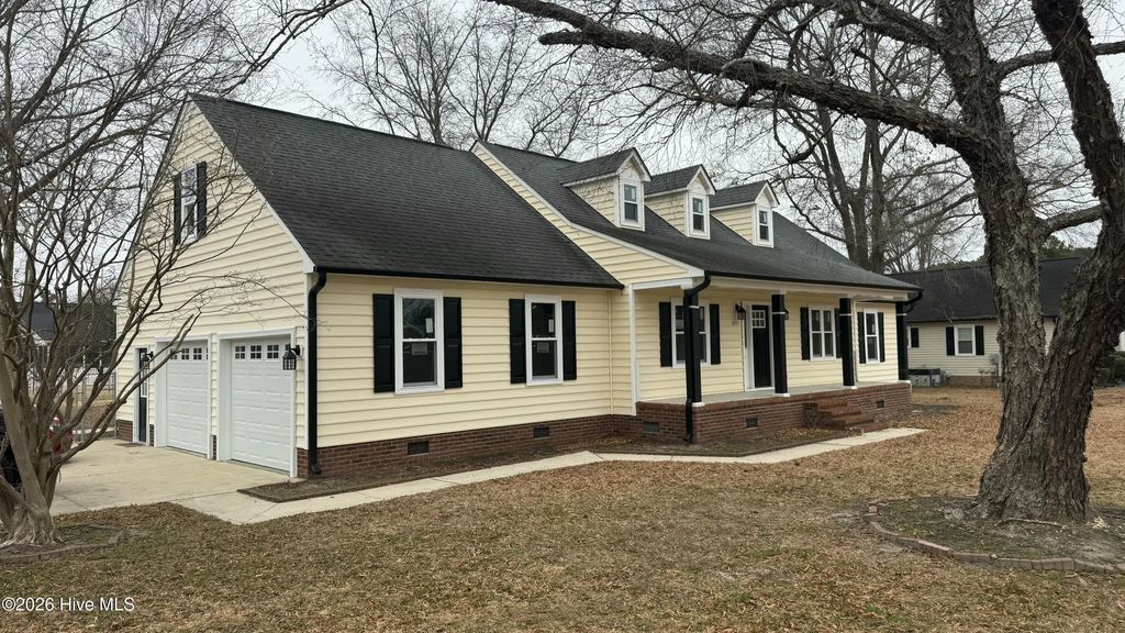 1847 N Nc 111 Highway N, Goldsboro