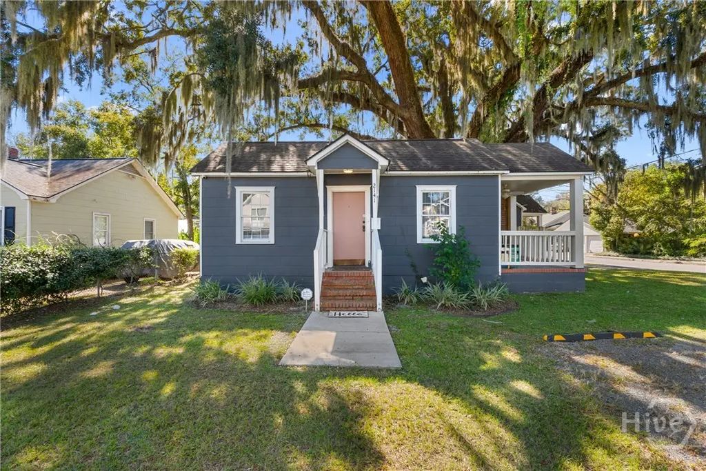2141 New York Avenue, Savannah