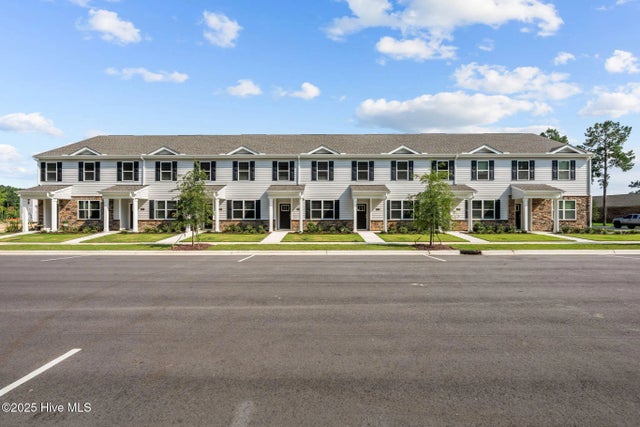 1016 Bayard Wootten Way, New Bern