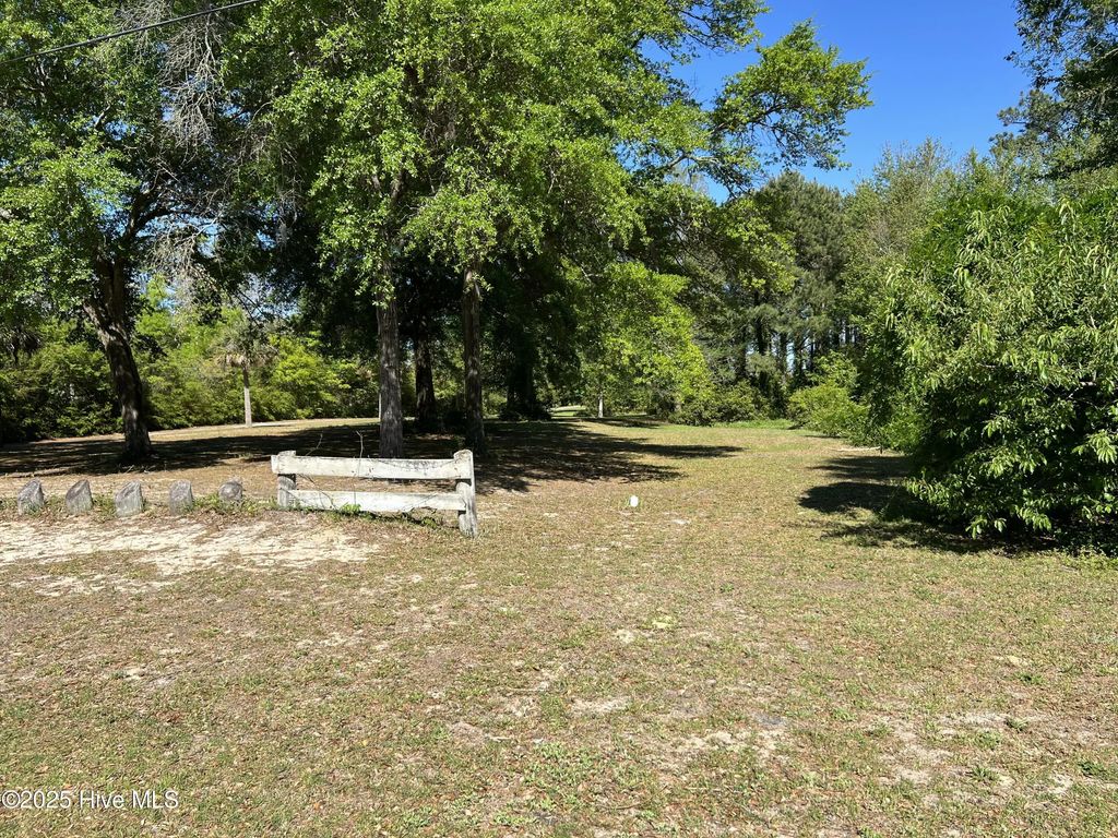 7631 Scout Camp Hatila Road, Wilmington