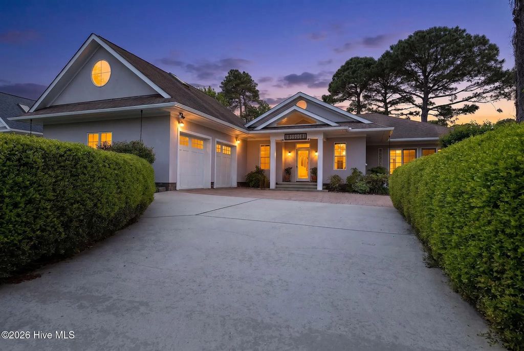 2792 Golfmaster Court Se, Southport